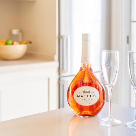 Luxury Duplex With Beautiful Sea Views *