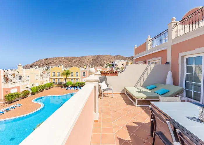 شقة Luxury Duplex With Beautiful Sea Views *