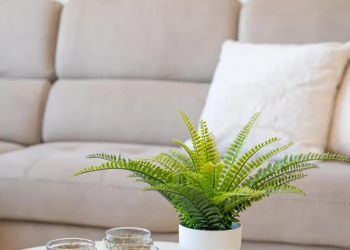 Luxury Duplex With Beautiful Sea Views *